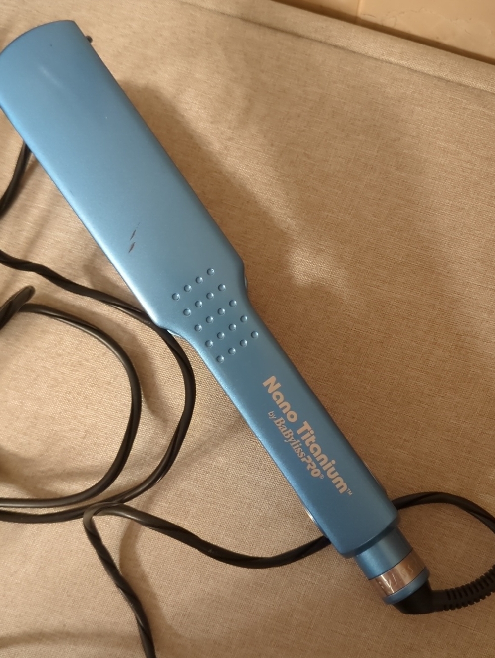 Babyliss PRO Nano Titanium Hair Straightener